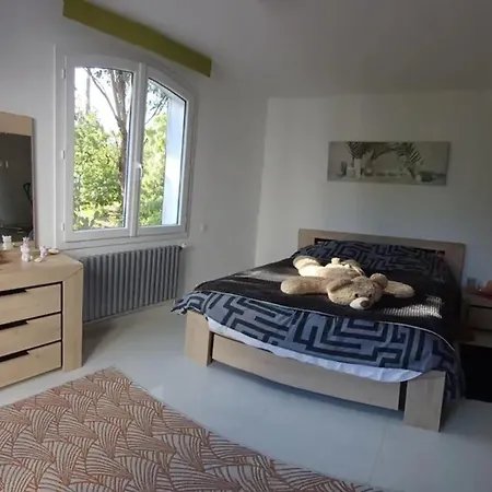 Spacieux A Saint-raphael, 150 M² Апартаменты Сен-Рафаэль