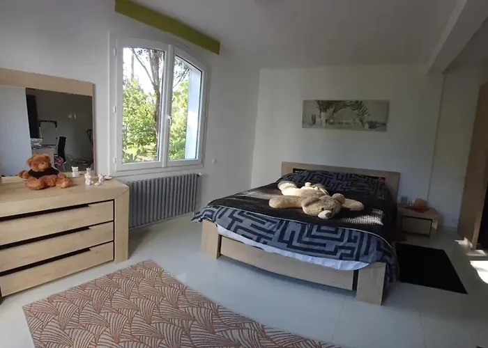 Spacieux à Saint-raphaël, 150 M² Appartement Saint-Raphaël