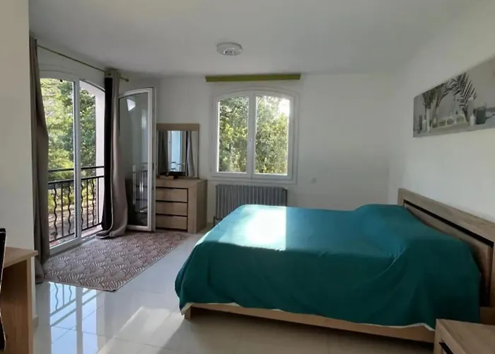 Spacieux à Saint-raphaël, 150 M² Appartement